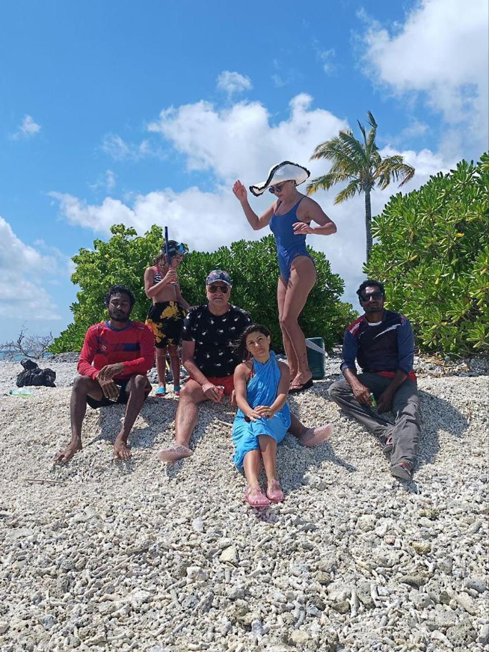Rindali - The Speedboat From Male To The Hotel Departs At 1130 Every Monday Thursday And Saturday And From The Hotel To Male At 0630 And Five Domestic Flights Are Available Every Day Olhuveli - Dhaalu Atol Buitenkant foto