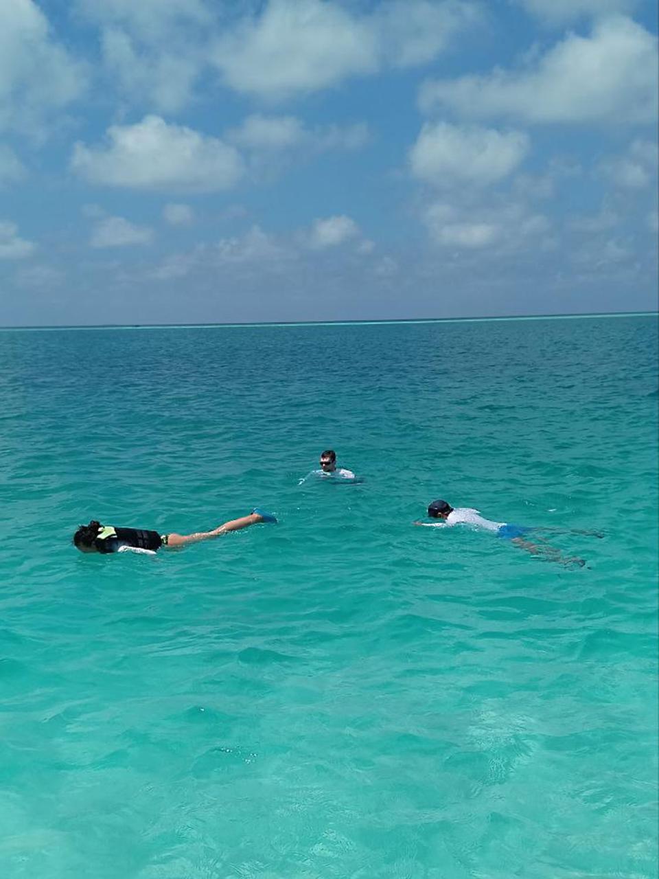 Rindali - The Speedboat From Male To The Hotel Departs At 1130 Every Monday Thursday And Saturday And From The Hotel To Male At 0630 And Five Domestic Flights Are Available Every Day Olhuveli - Dhaalu Atol Buitenkant foto